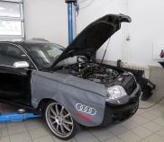 Audi RS6 Avant Quattro 4.2lt V8 Bi-Turbo 330KW in mechanischer Arbeit